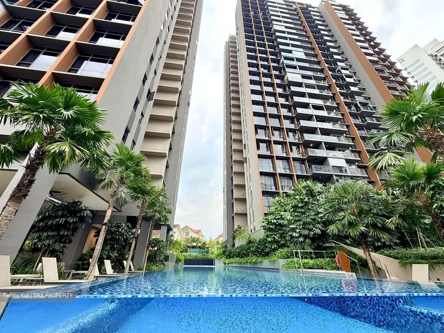 Amo Residence (D20), Apartment #595903011